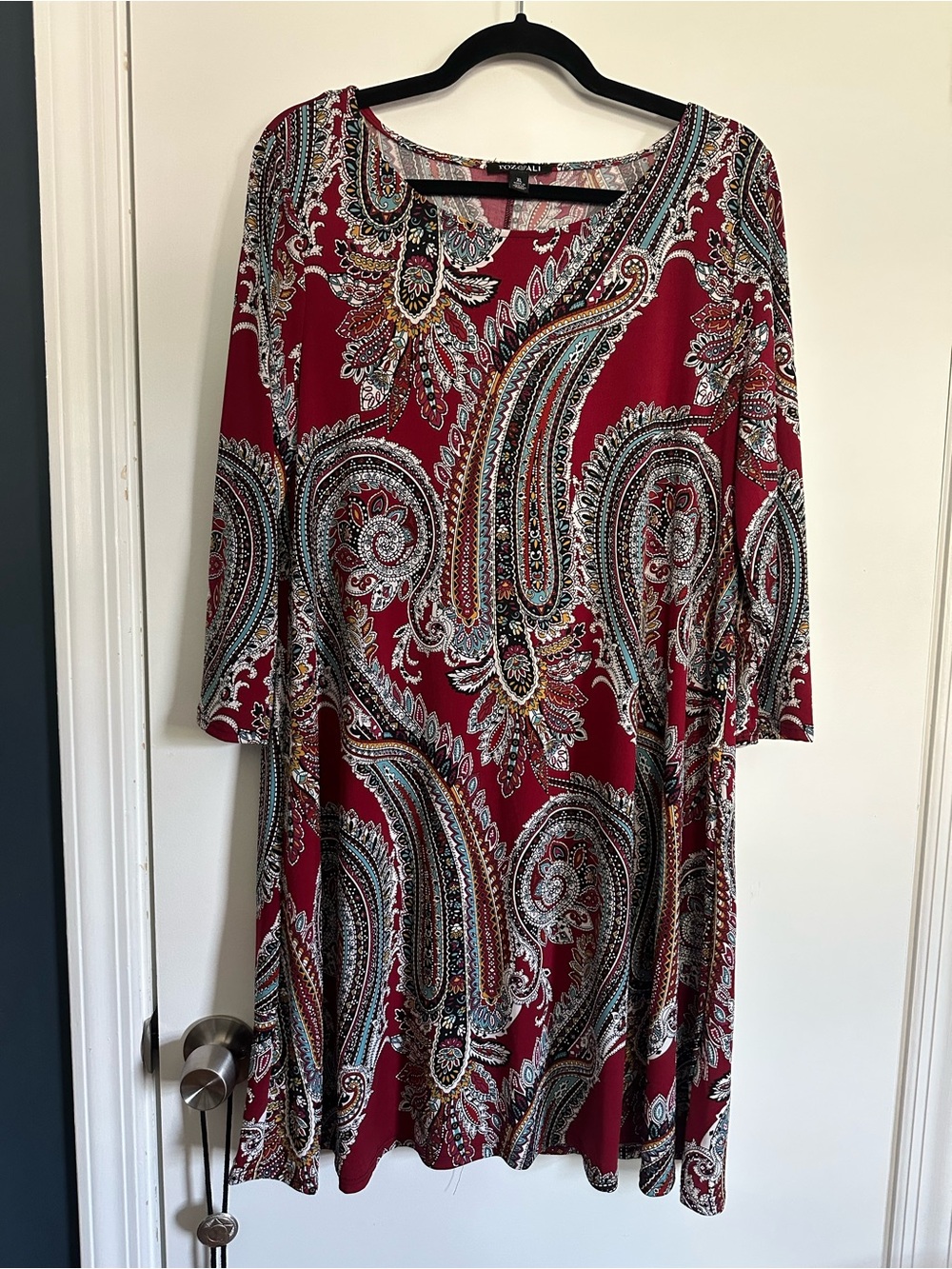 Roz & Ali Burgundy Paisley V-Neck Dress Woman’s XL